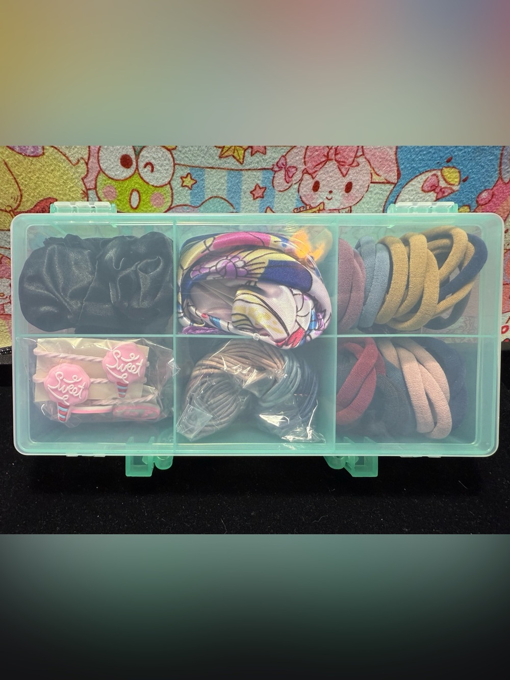 Green Multi-Compartment Hair Accessory Organizer - Assorted Colors - Picture 4 of 4